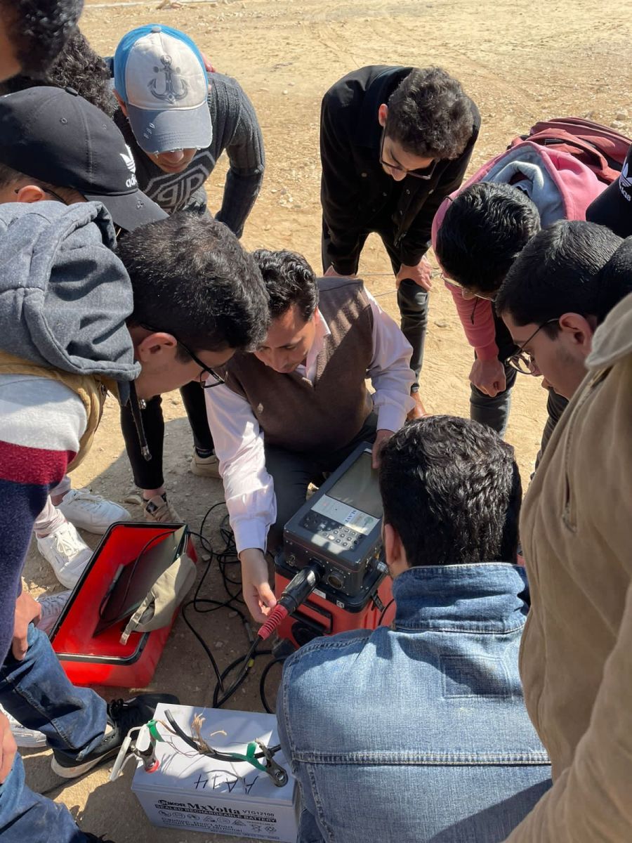 (بالصور) إنتهاء التدريب الشتوى لطلاب كلية علوم البترول بمعهد البحوث الفلكية والجيوفزيقية بحلوان