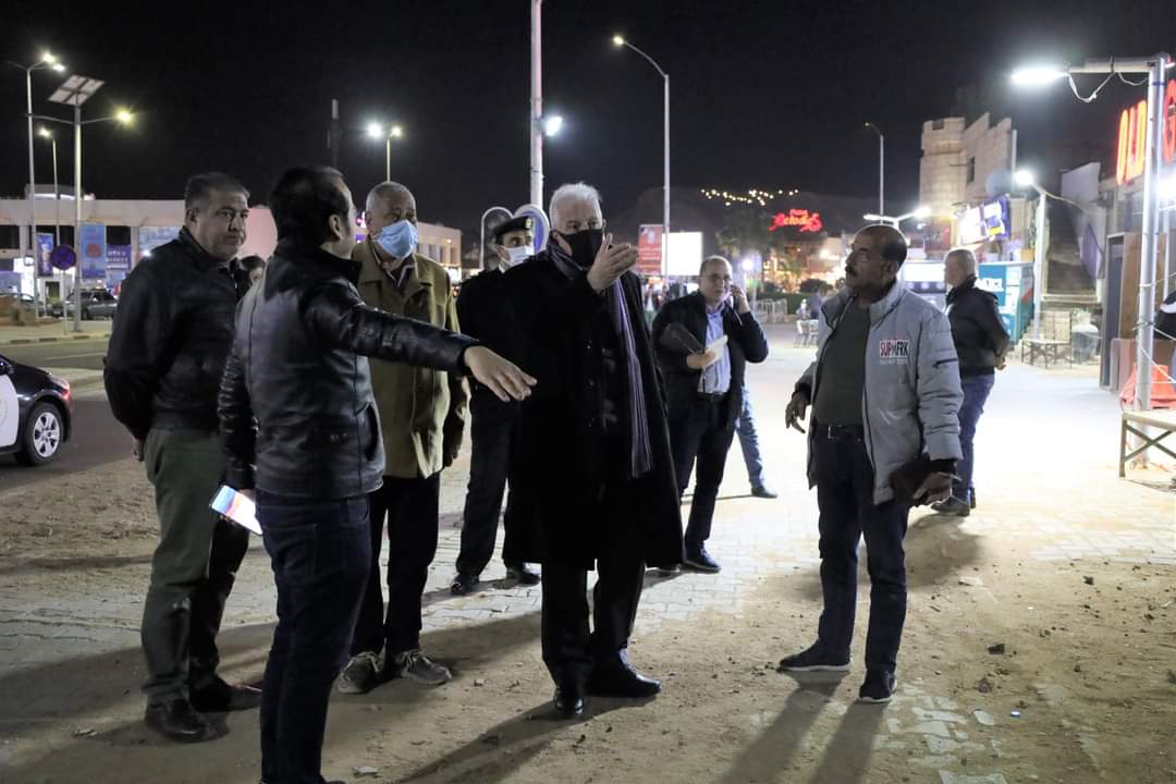 محافظ جنوب سيناء يتفقد السوق التجاري القديم بشرم الشيخ