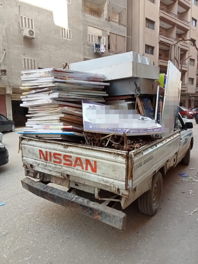 استمرار حملات إزالة الإعلانات العشوائية والغير مرخصة بالدقهلية