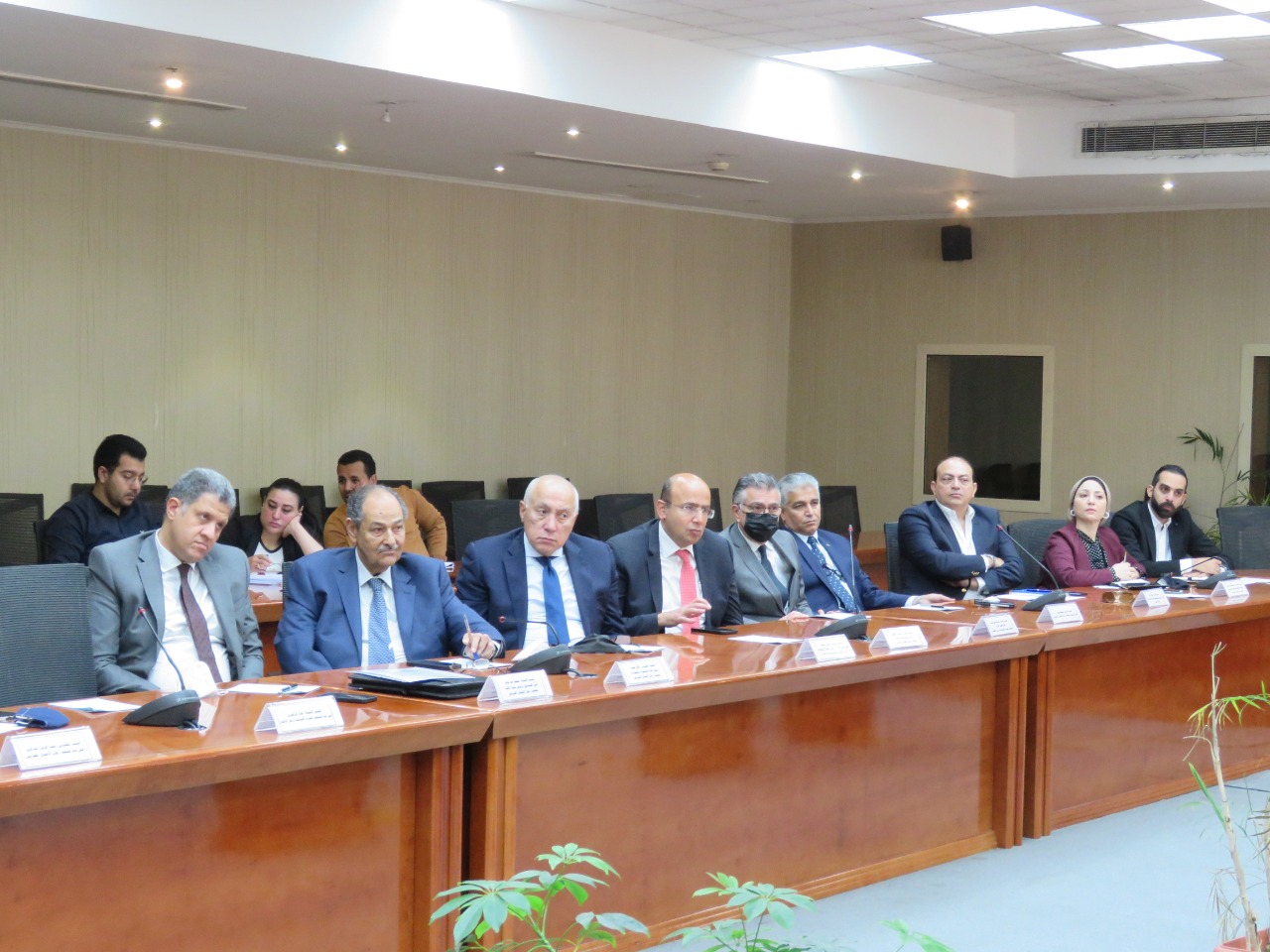 الدكتور محمد معيط وزير المالية خلال لقائه مع رموز رجال الأعمال 