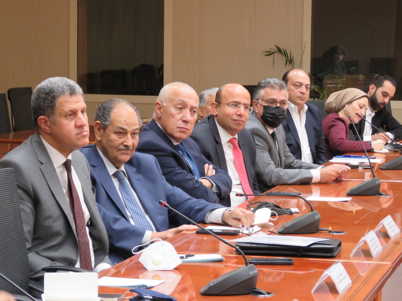 الدكتور محمد معيط وزير المالية خلال لقائه مع رموز رجال الأعمال 