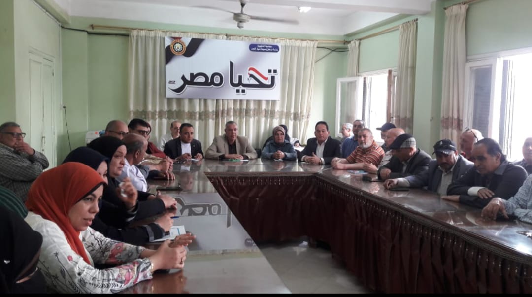 محافظ الدقهلية يتابع أنشطة رؤساء