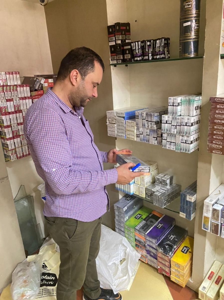 محافظ الدقهلية يحيل 13 مخالفة تموينية إلى النيابة العامة