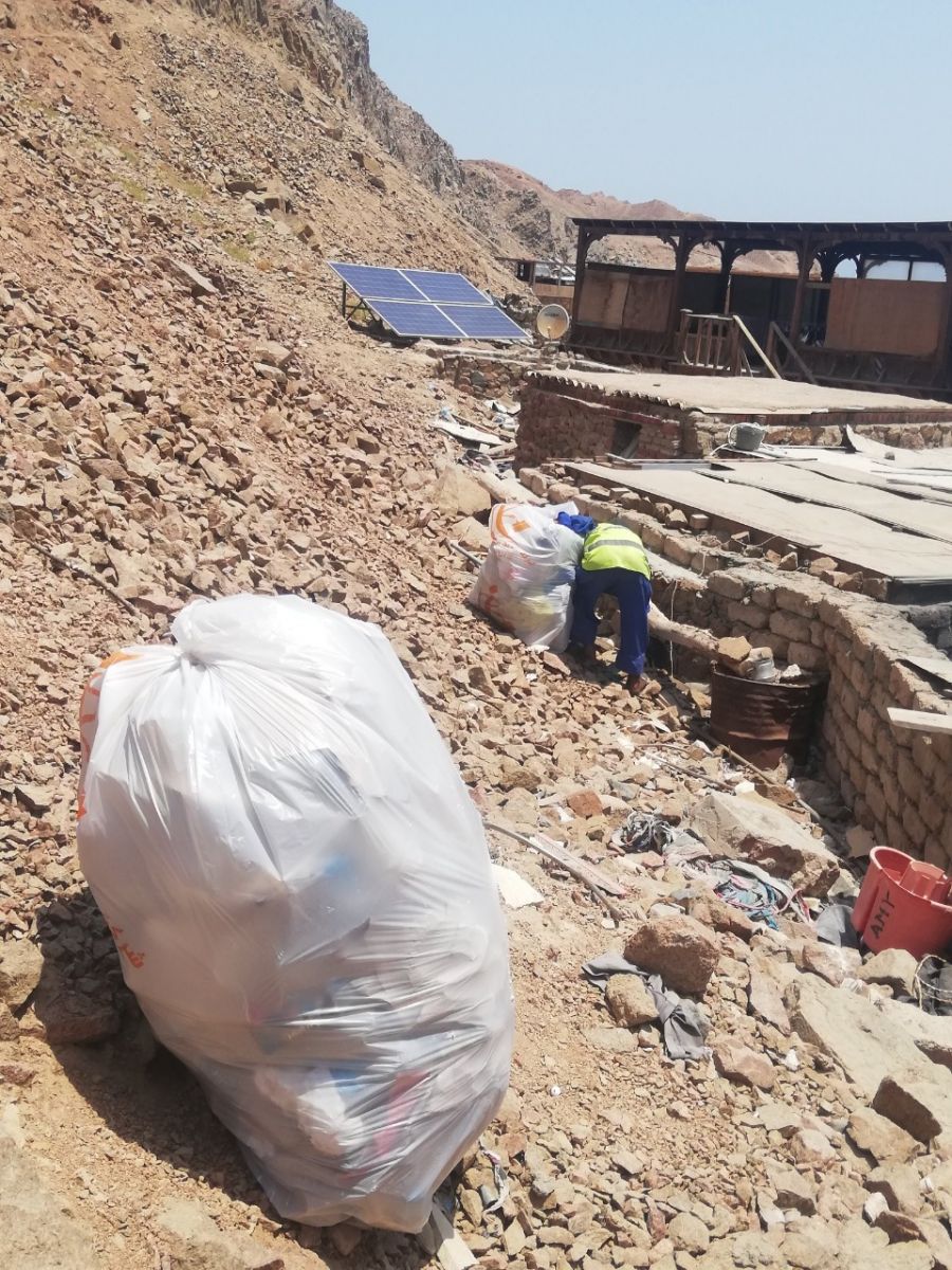 حملة مكبرة لحماية النظم البيئية بمحمية أبو جالوم.. صور