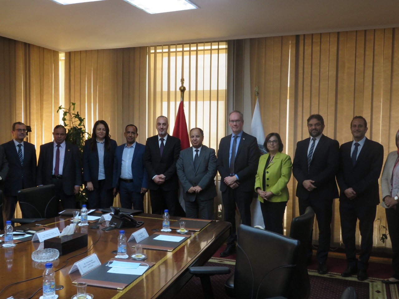 الدكتور محمد معيط وزير المالية خلال لقائه مع السفير السويدى