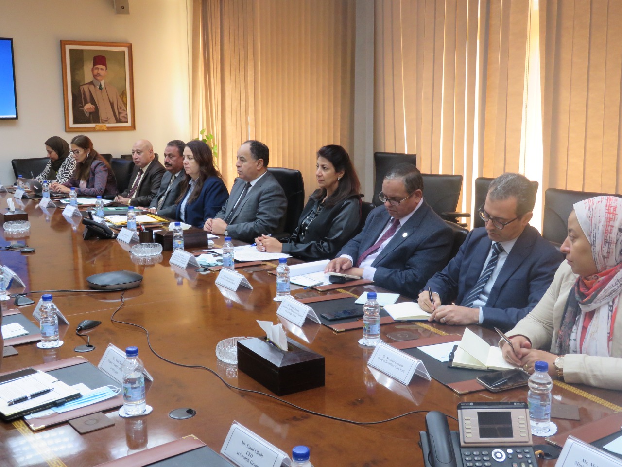 الدكتور محمد معيط وزير المالية خلال لقائه مع السفير السويدى