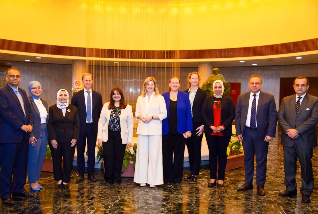 وزيرة التجارة الخارجية والتعاون الإنمائي الهولندية