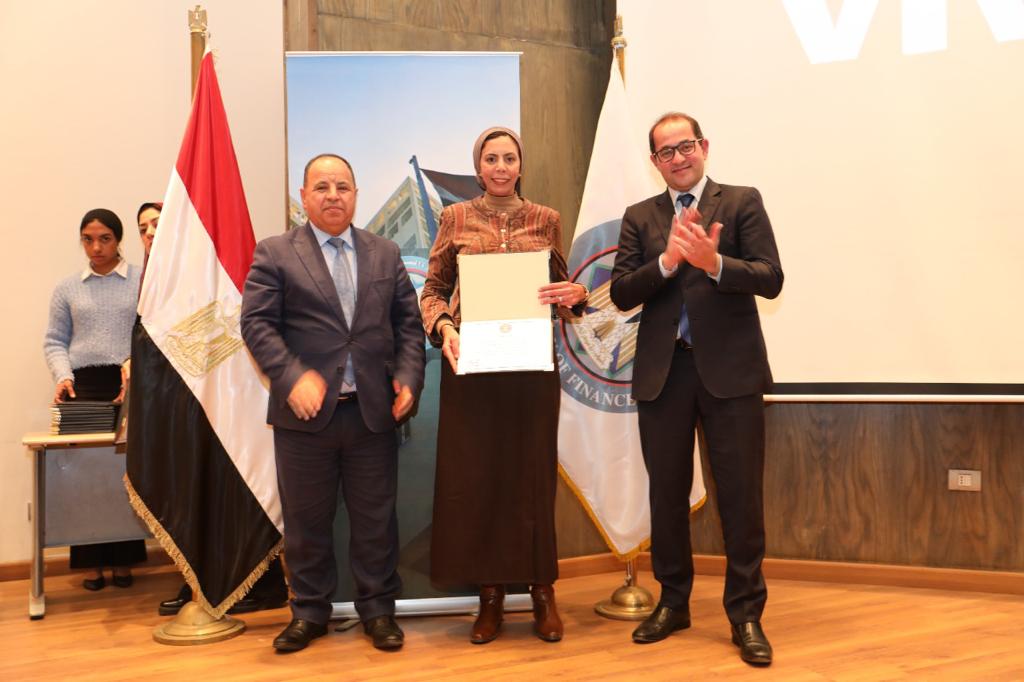 الدكتور محمد معيط وزير المالية في تكريم المجموعة الوزارية المشتركة لإطار التمويل السيادي المستدام