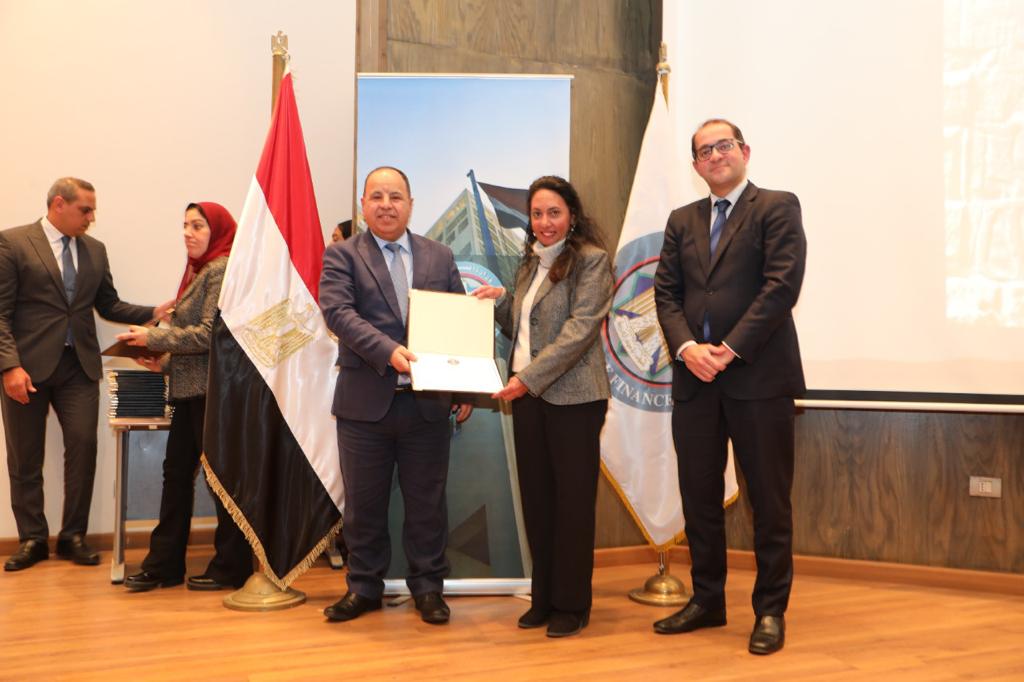 الدكتور محمد معيط وزير المالية في تكريم المجموعة الوزارية المشتركة لإطار التمويل السيادي المستدام