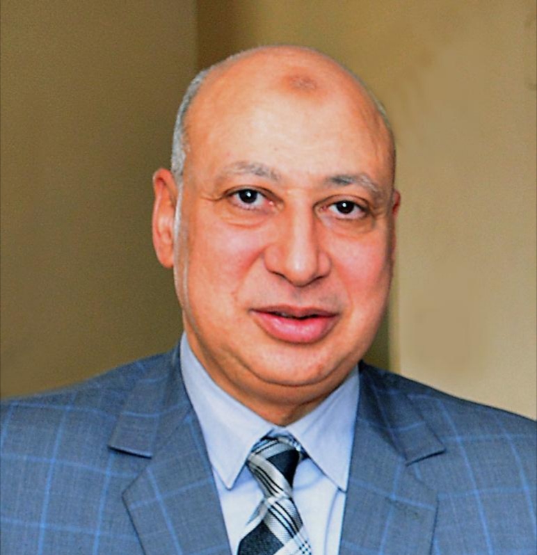 مختار توفيق رئيس مصلحة الضرائب المصرية 
