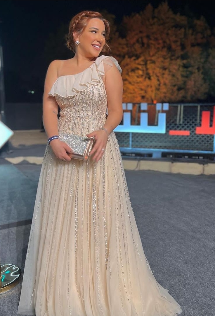 أسما شريف منير