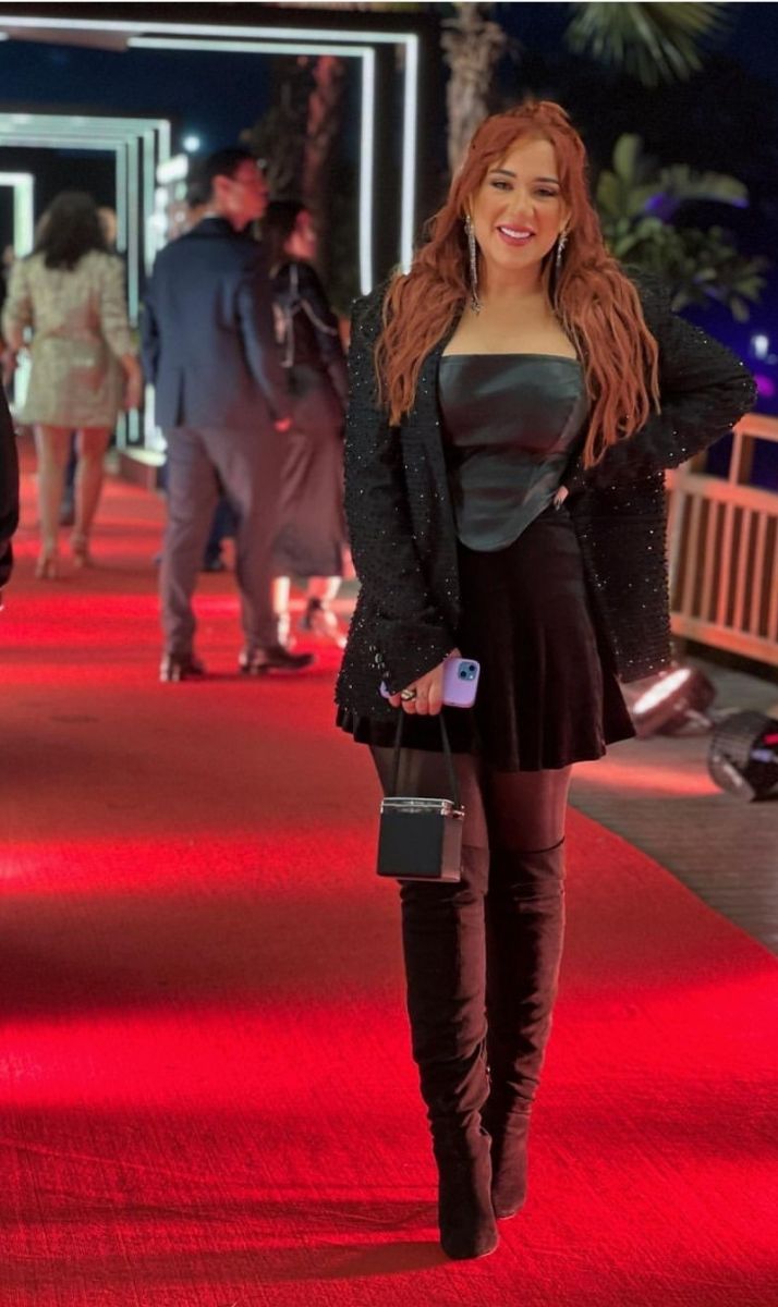 اسما شريف منير 