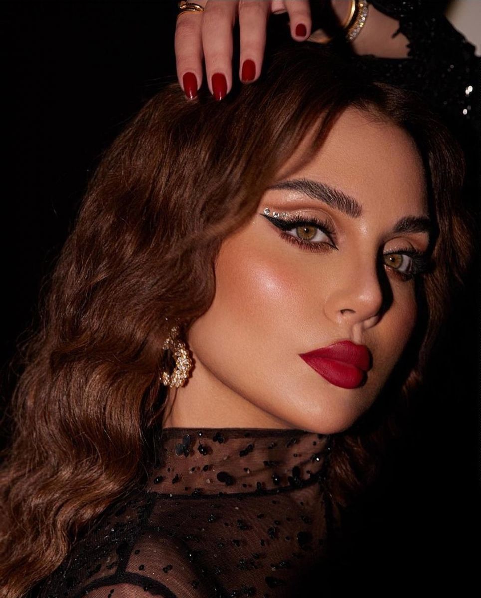 زينب فياض 
