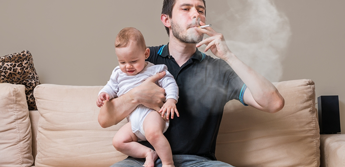 أضرار التدخين السلبي على الاطفال 