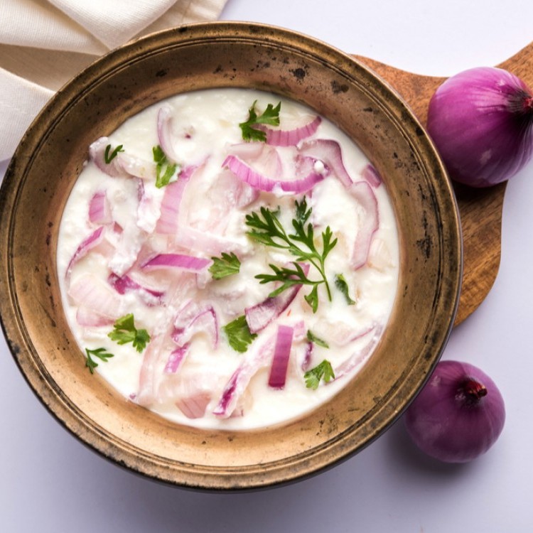 سلطة زبادي هندية