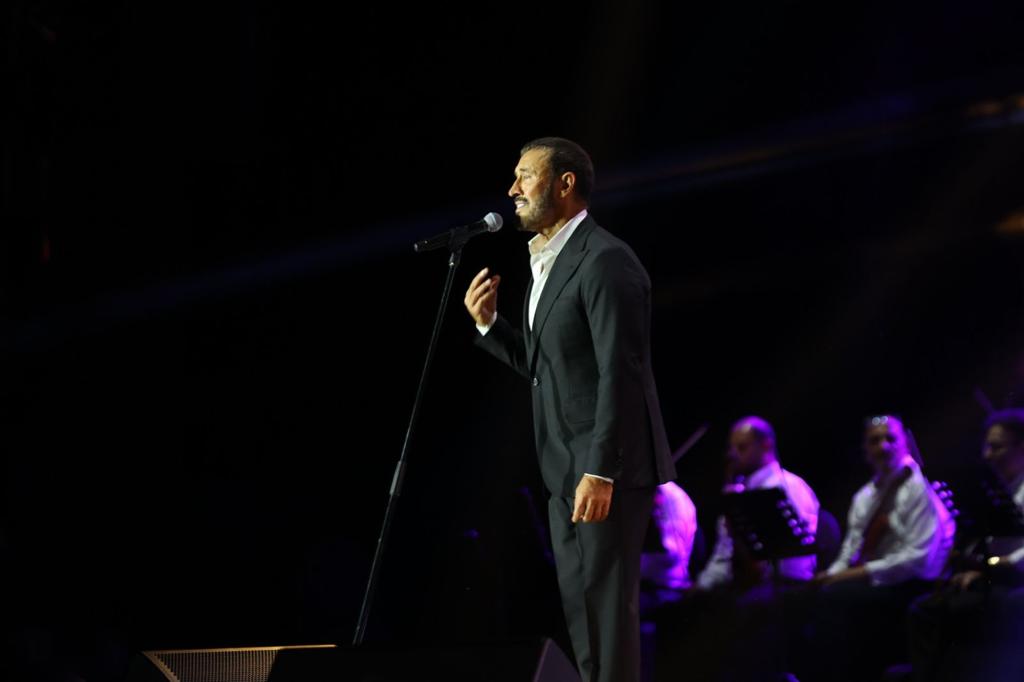 كاظم الساهر يشعل حفله بأجمل اغنياته.. صور