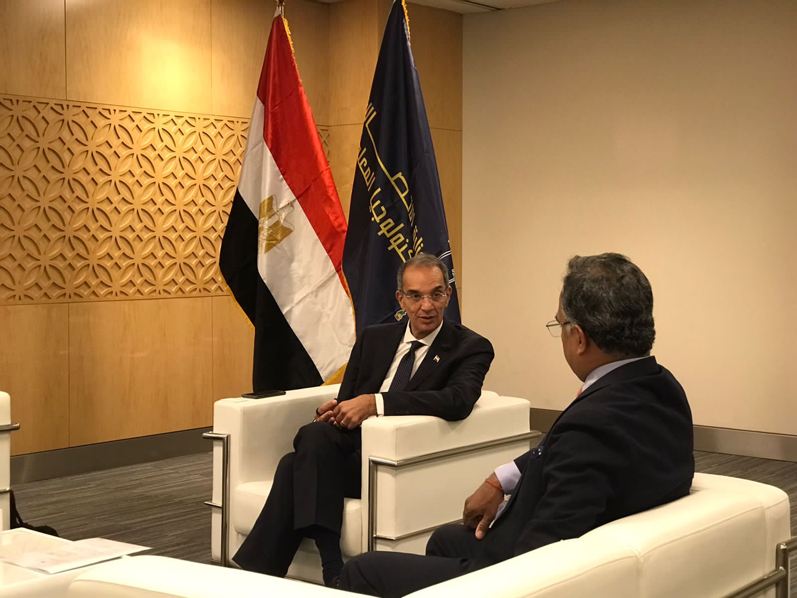 وزير الاتصالات يبحث مع كبرى شركات التعهيد الهندية الاستثمار فى مصر