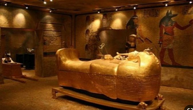 مقبرة توت عنخ آمون 