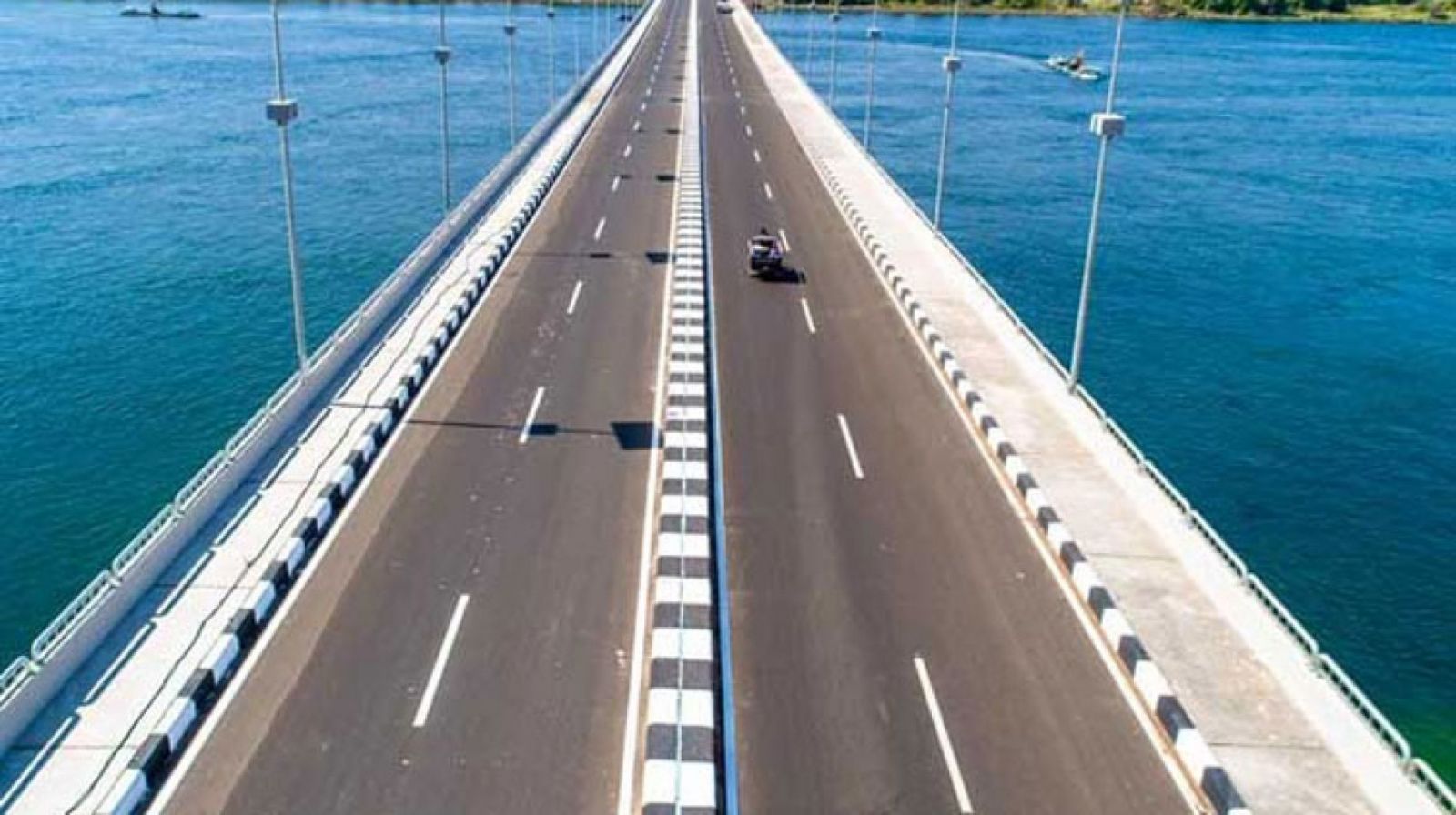 التطوير مبينتهيش.. أبرز تصريحات الرئيس السيسي فى افتتاح مشروعات قومية بالصعيد