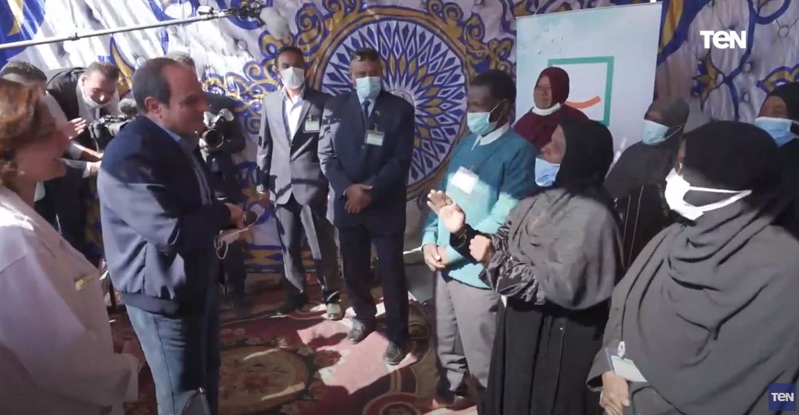 السيسي وأهالي أسوان