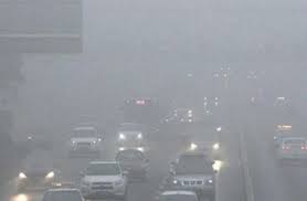 نصائح لقائدي المركبات لقيادة آمنة في ظل الطقس السيء