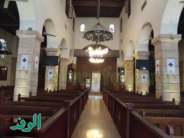 الوفد داخل  كنيسة العذراء بالمعادي.. سر مباركة العائلة المقدسة لنهر النيل (بالفيديو والصور)