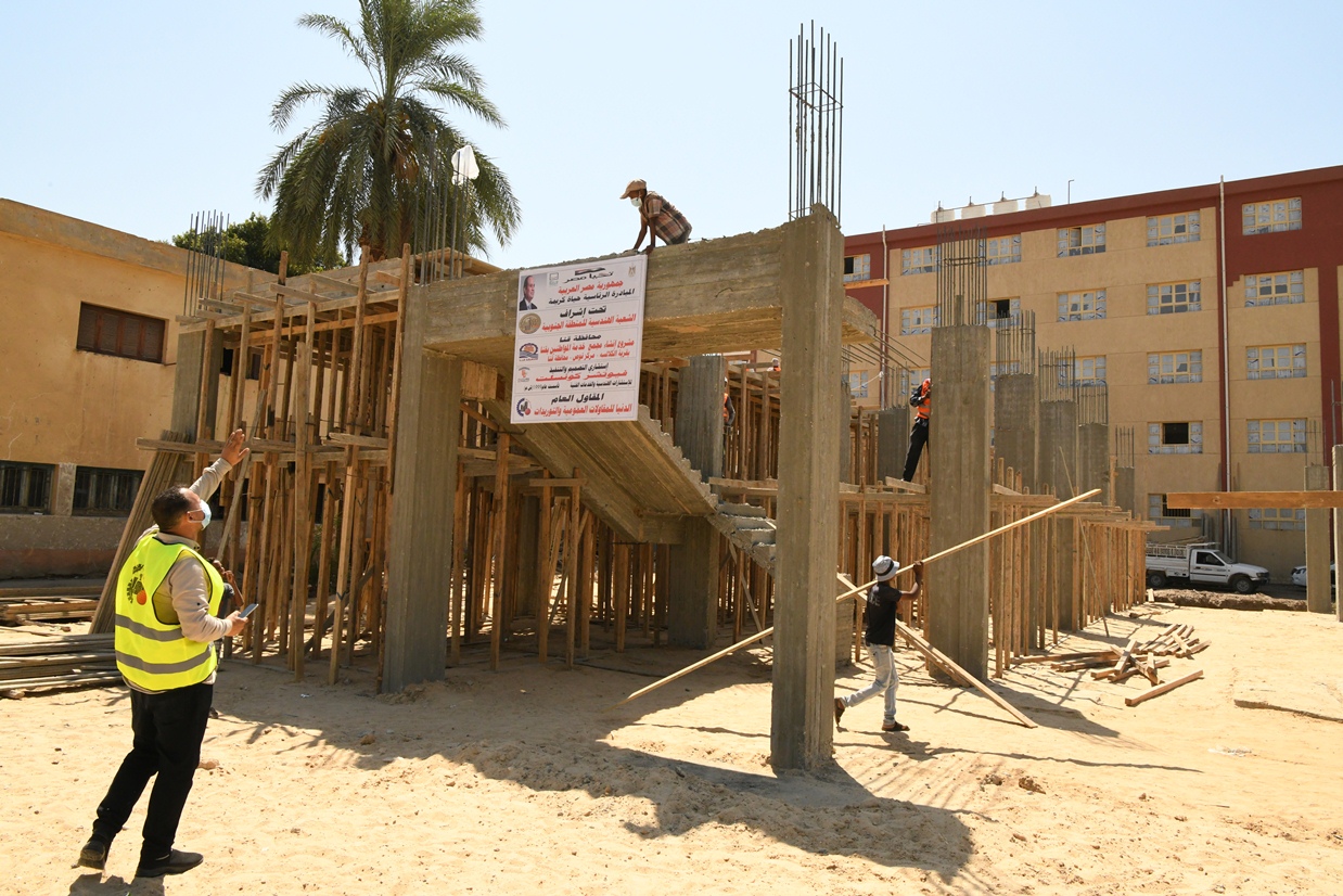 نائب محافظ قنا 