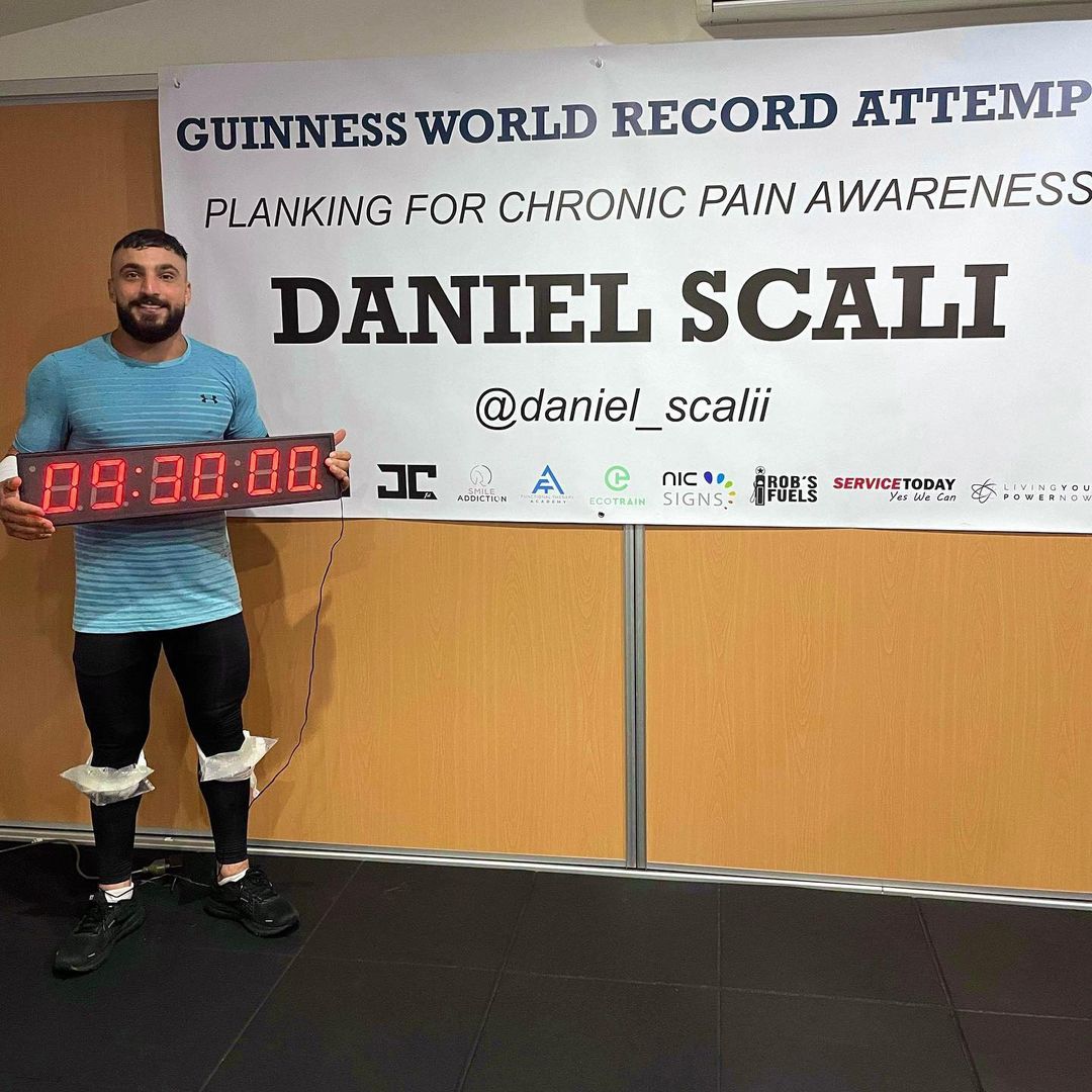 دانيل سكالي