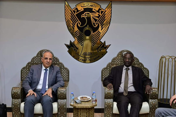 وزيرا الري المصري والسوداني يتفقدا مقر الهيئة الفنية الدائمة المشتركة لمياه النيل