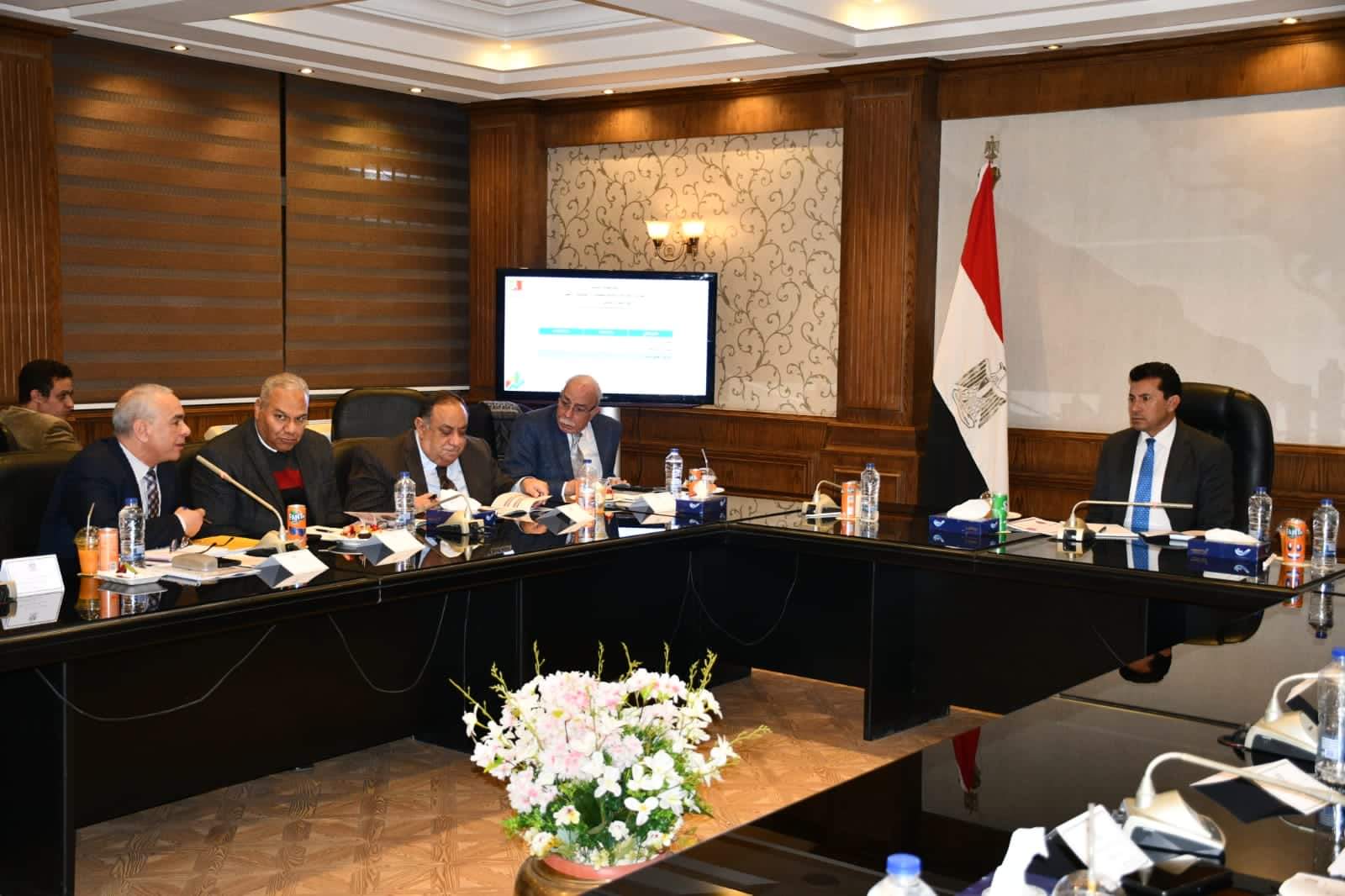 وزير الشباب والرياضة 