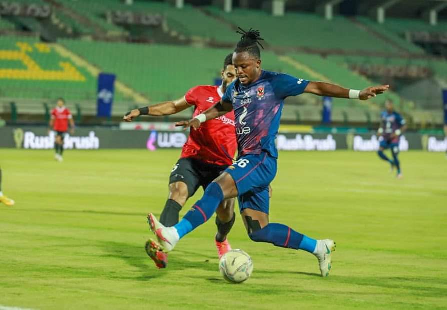 الأهلي وطلائع الجيش 
