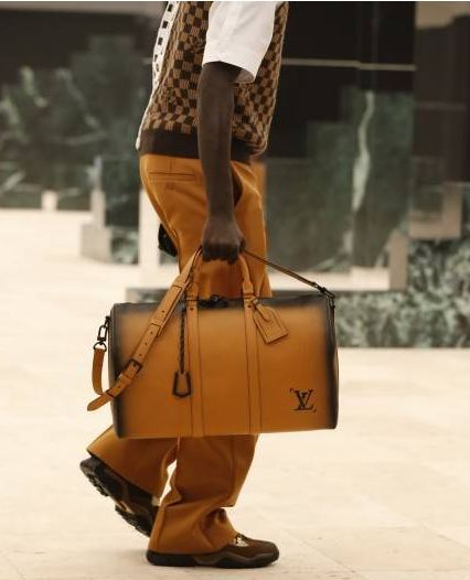 حقائب من لويس فويتون Louis Vuitton