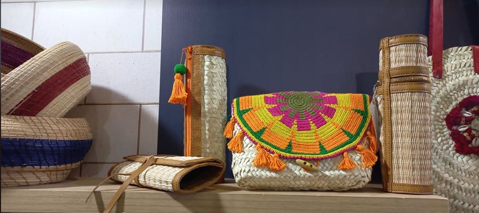 منتجات أسوانية للجمعية التعاونية الأنتاجية النسائية للحرف اليدوية والتراثية بمعرض تراثنا