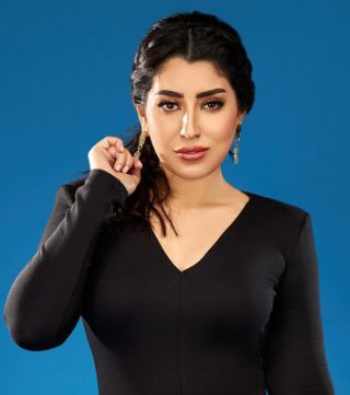 الفنانة ايتن عامر